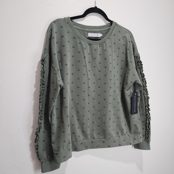 NWT! Billy T Shop Sweatshirt Women's Small Green Favorite Army Star Ruffle NEW - Picture 11 of 16